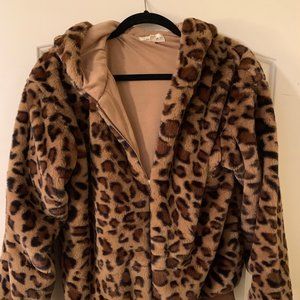 Cozy Leopard Zip-Up Hoodie
